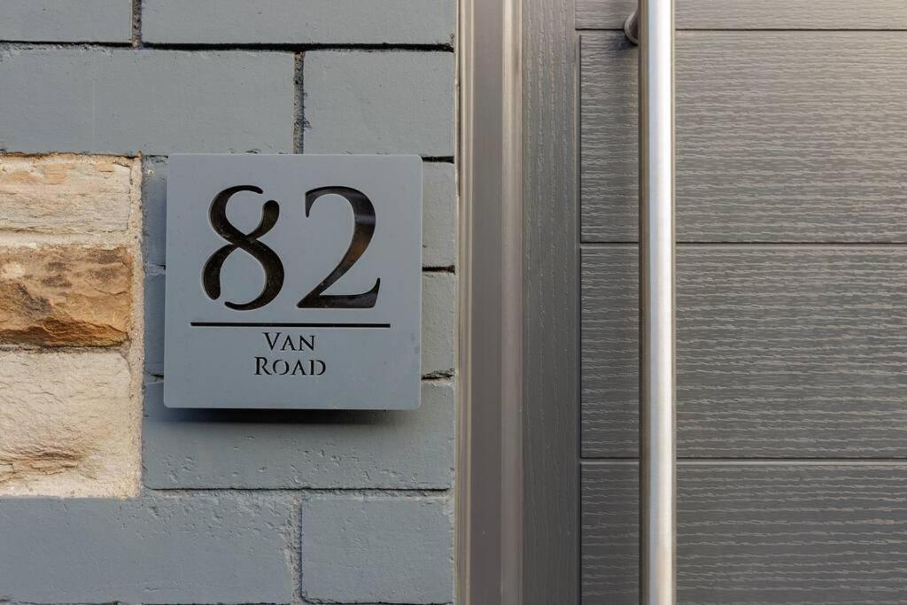 82 Van Road Caerphilly Exterior foto